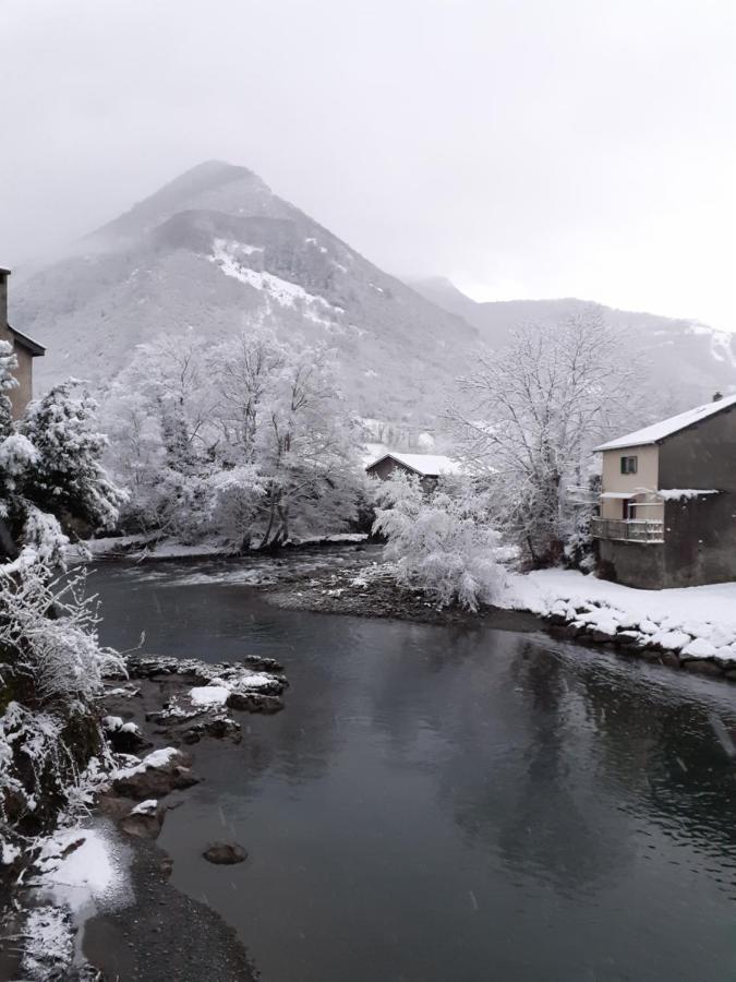 Pas A Pas Chambre D'Hotes Sarrancolin Dış mekan fotoğraf